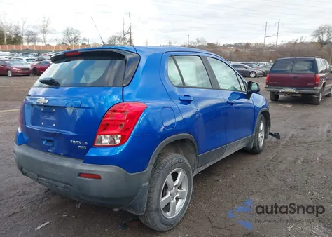 2016 Chevrolet Trax 1Ls z USA, uszkodzony, nr VIN KL7CJNSB6GB552958